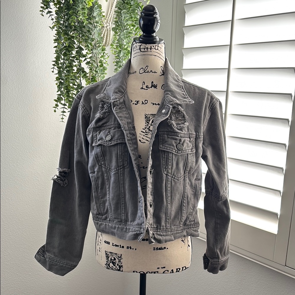 Gray Denim Jacket, distressed EUC